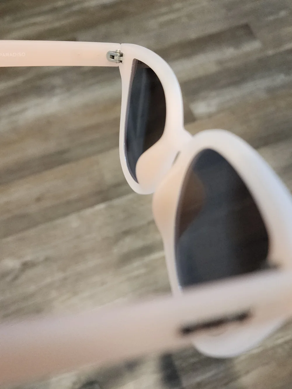 Quay Australia Blush Round Sunglasses
